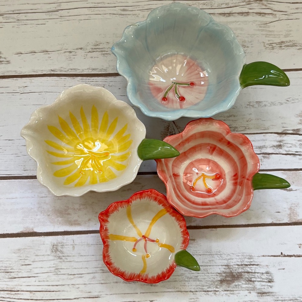 Creative Co-Op Measuring Cups Multicolor Flower Nesting Ceramic Set 4pc